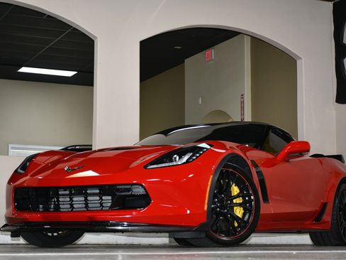 Used 2017 Chevrolet Corvette Z06 w/ Z07 Performance Package image 84