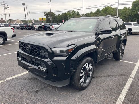 Used 2025 Toyota 4Runner TRD Sport Premium RWD image 3