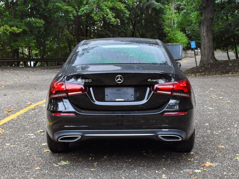 Used 2020 Mercedes-Benz A 220 4MATIC w/ Premium Package image 7