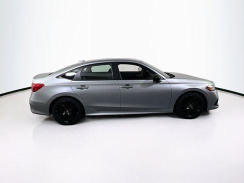 Used 2024 Honda Civic Sport image 4