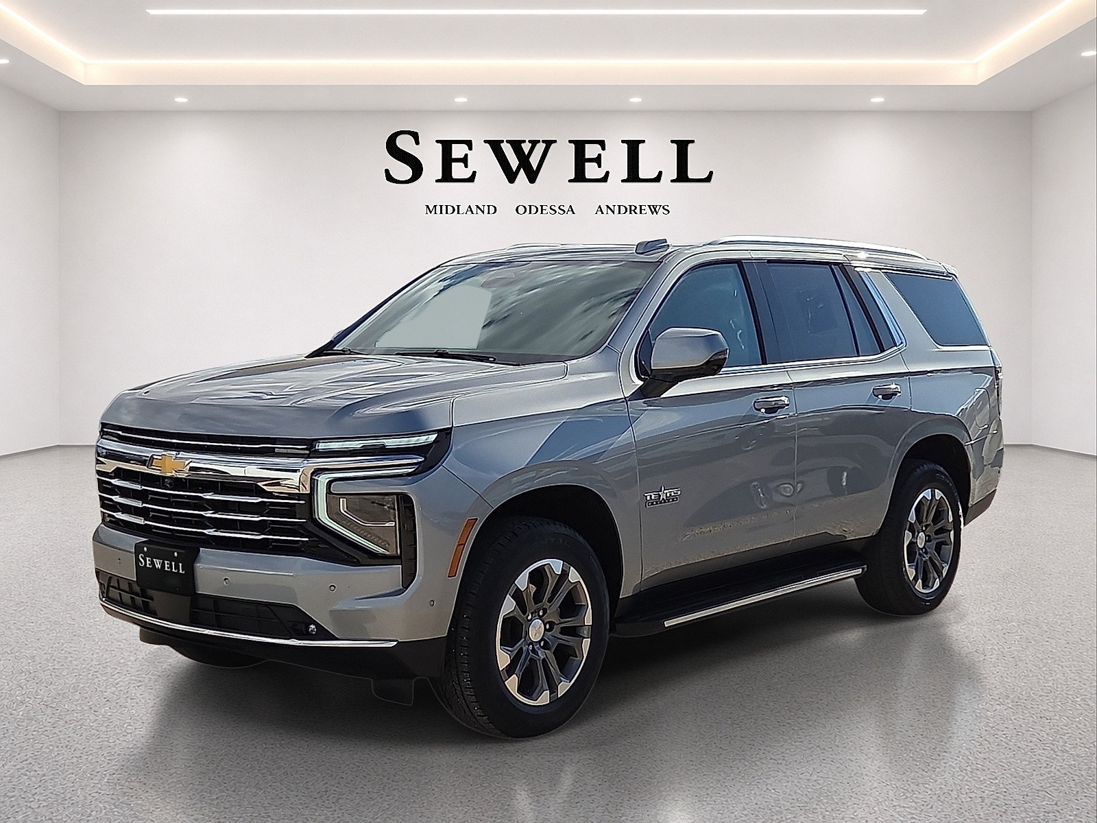 Used 2025 Chevrolet Tahoe LT w/ Comfort Package RWD image 1