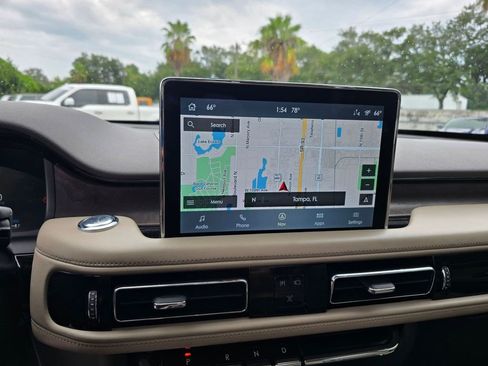 Used 2020 Lincoln Aviator Grand Touring w/ Equipment Group 301A AWD/4WD image 25