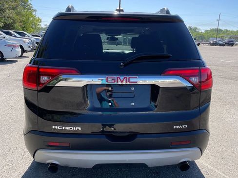 Used 2017 GMC Acadia SLT image 4