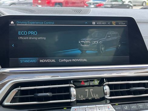 Certified 2022 BMW X5 xDrive40i w/ M Sport Package AWD/4WD image 40