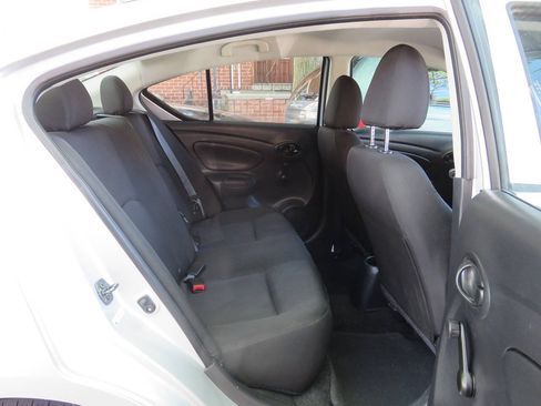 Used 2019 Nissan Versa S Plus FWD image 21