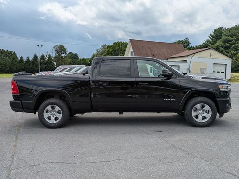 New 2025 RAM 1500 Big Horn image 4