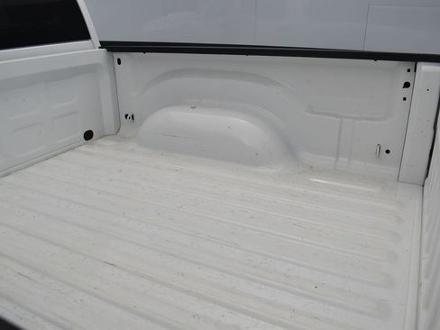 Used 2022 RAM 1500 Classic SLT image 38