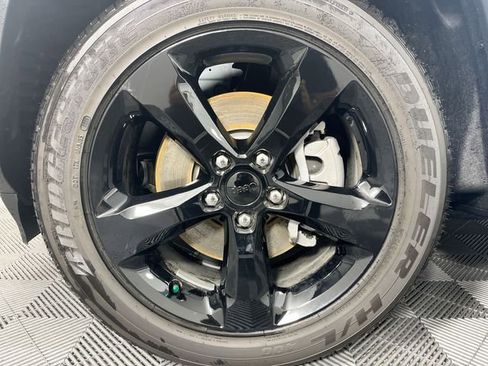 New 2025 Jeep Grand Cherokee L Altitude image 10