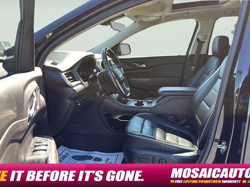 Used 2022 GMC Acadia Denali w/ GMC Pro Grade Package AWD/4WD image 27