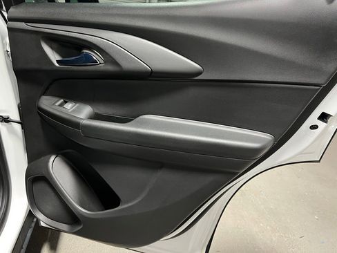 Used 2021 Chevrolet TrailBlazer RS w/ Convenience Package image 12