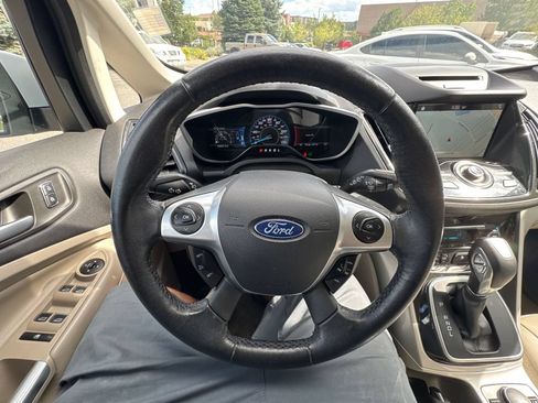 Used 2016 Ford C-MAX Energi SEL w/ Equipment Group 301A FWD image 24