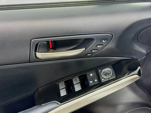 Used 2019 Lexus IS 300 w/ Navigation Package image 19