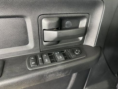 Used 2013 RAM 2500 Tradesman w/ Chrome Appearance Group AWD/4WD image 21