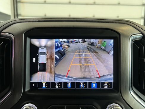 Used 2021 GMC Sierra 2500 Denali w/ Technology Package image 23
