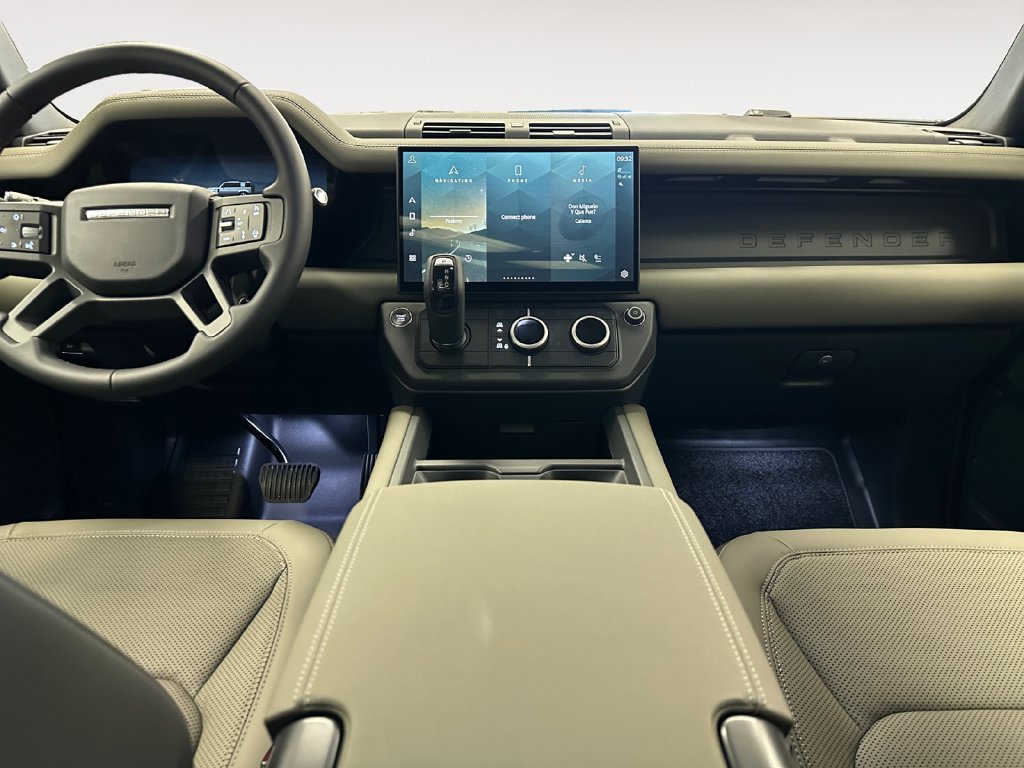 New 2026 Land Rover Defender 110 S AWD/4WD image 11