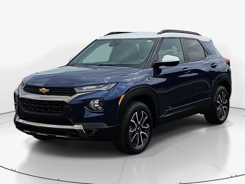 Used 2023 Chevrolet TrailBlazer ACTIV w/ Convenience Package AWD/4WD image 11