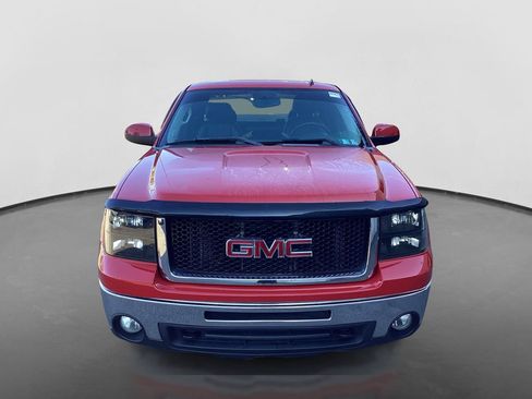 Used 2011 GMC Sierra 1500 SLT w/ SLT Convenience Package AWD/4WD image 2