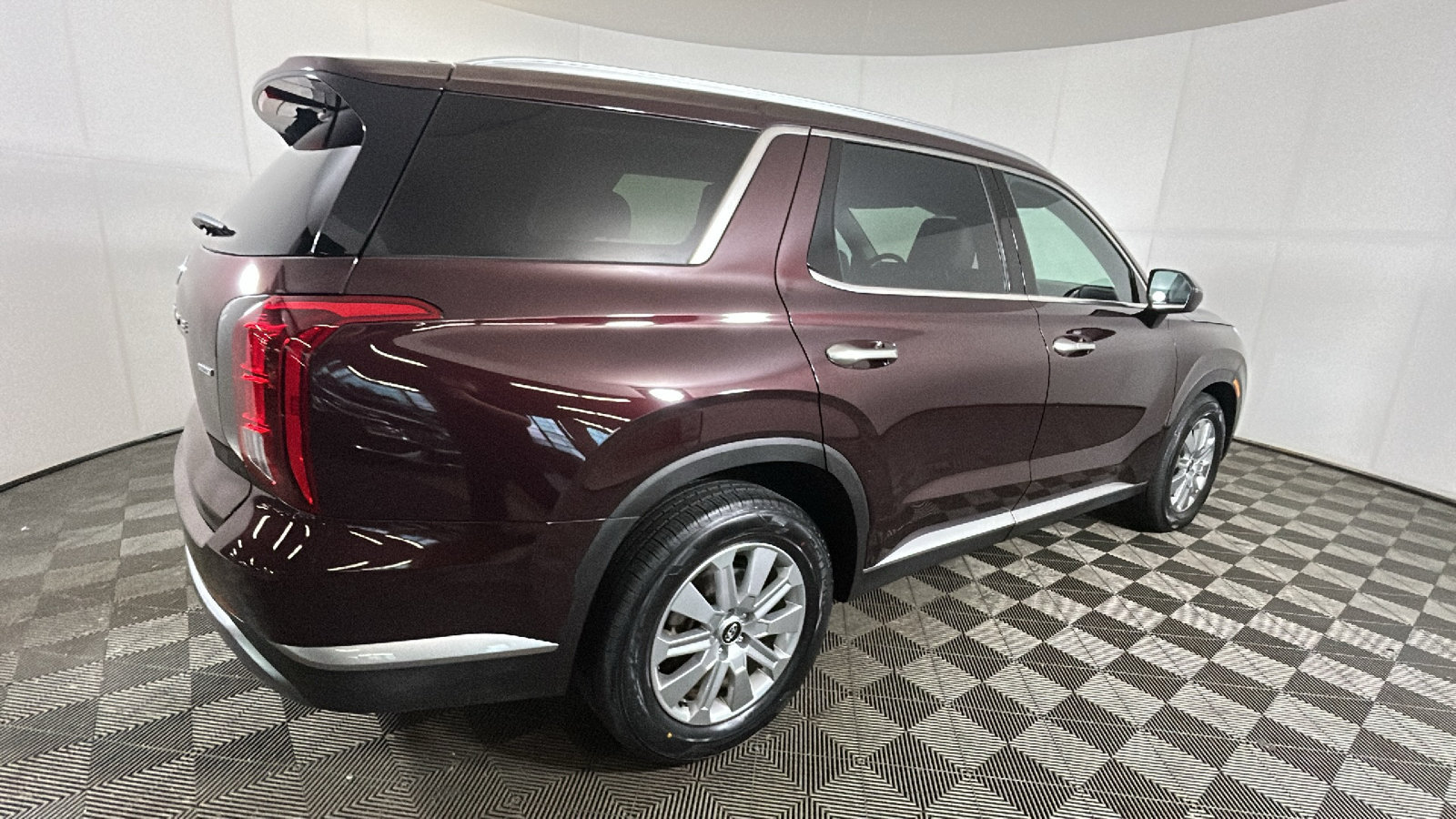 Used 2025 Hyundai Palisade SEL AWD/4WD image 3
