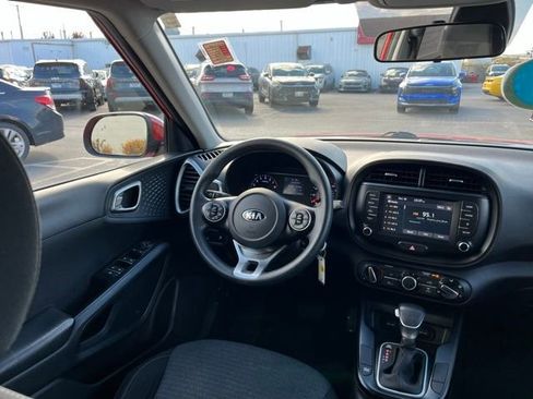 Used 2020 Kia Soul S image 36