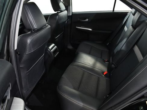 Used 2012 Toyota Camry SE FWD image 16