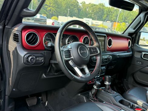 Used 2022 Jeep Wrangler Rubicon w/ LED Lighting Group AWD/4WD image 15