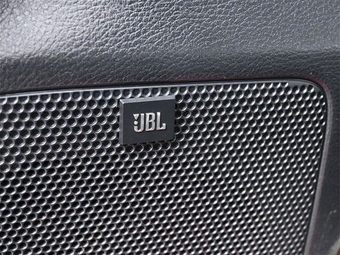 Used 2020 Toyota Tacoma Limited image 5