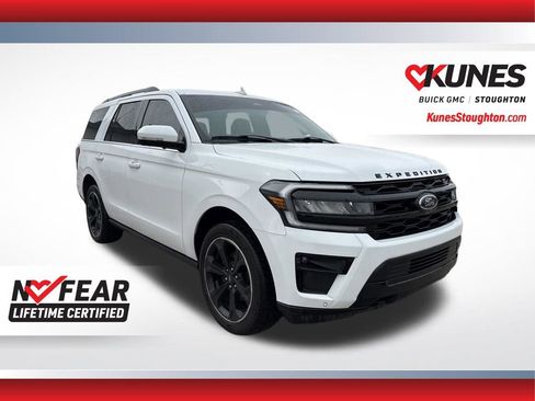 Used 2022 Ford Expedition Limited image 4