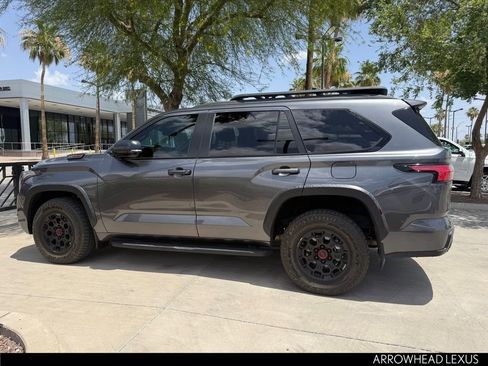 Used 2024 Toyota Sequoia TRD Pro AWD/4WD image 3