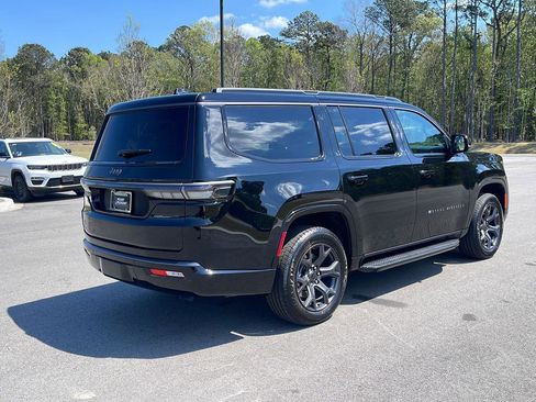 New 2026 Jeep Grand Wagoneer Limited AWD/4WD image 7