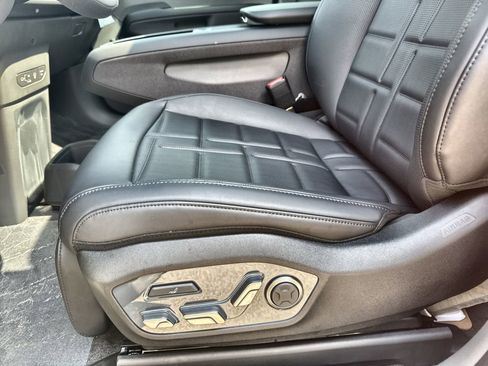 New 2026 Kia EV9 Land w/ Nightfall Edition Package image 19