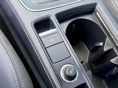 Used 2020 Audi Q3 2.0T Premium Plus w/ Premium Plus Package image 25