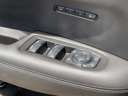 Certified 2023 Cadillac XT6 Luxury FWD image 38