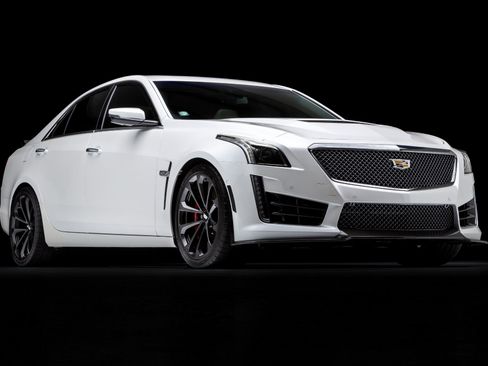 Used 2019 Cadillac CTS V w/ Carbon Fiber Package image 18