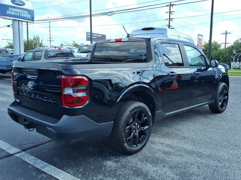 Certified 2025 Ford Maverick XLT w/ Black Appearance Package AWD/4WD image 4