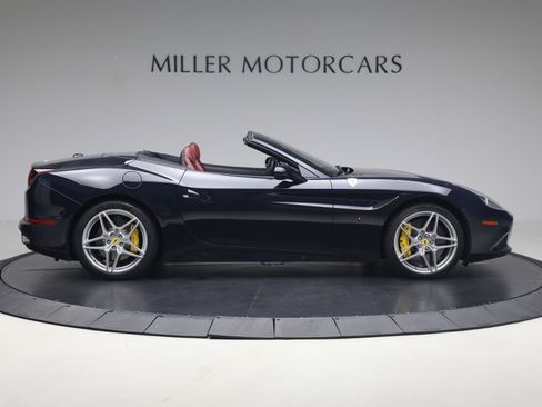 Certified 2016 Ferrari California T RWD image 9