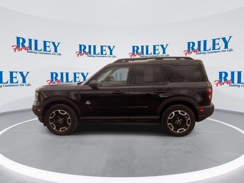 Certified 2023 Ford Bronco Sport Outer Banks w/ Tech Package AWD/4WD image 6