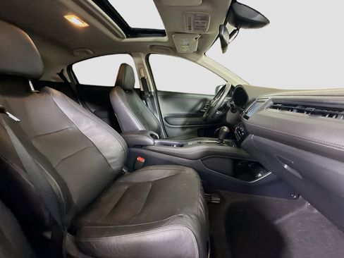 Used 2019 Honda HR-V EX-L image 29