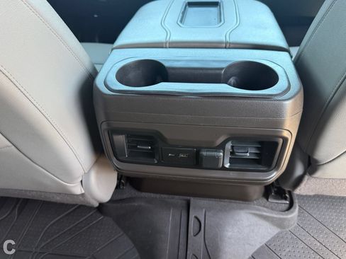 Used 2019 Chevrolet Silverado 1500 LT Trail Boss AWD/4WD image 15