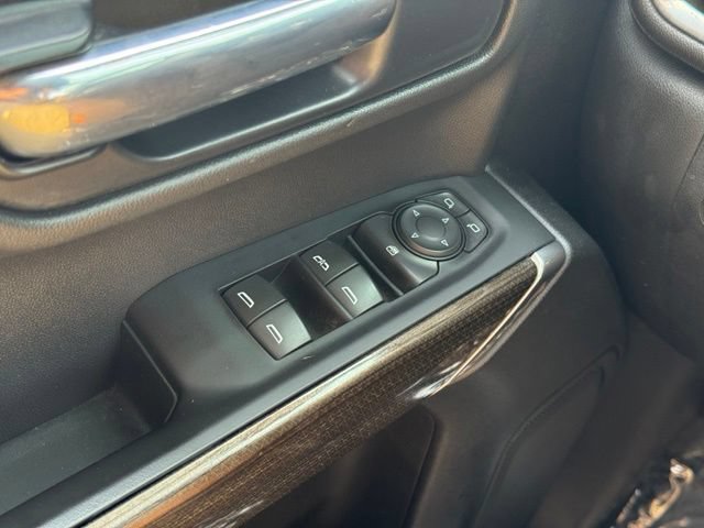 Used 2022 Chevrolet Silverado 1500 LT Trail Boss w/ Bed Protection Package AWD/4WD image 32
