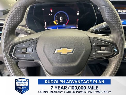 Used 2025 Chevrolet Trax LT image 49