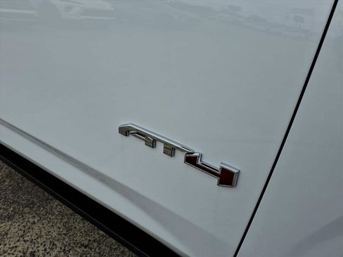 New 2026 GMC Yukon XL AT4 image 10