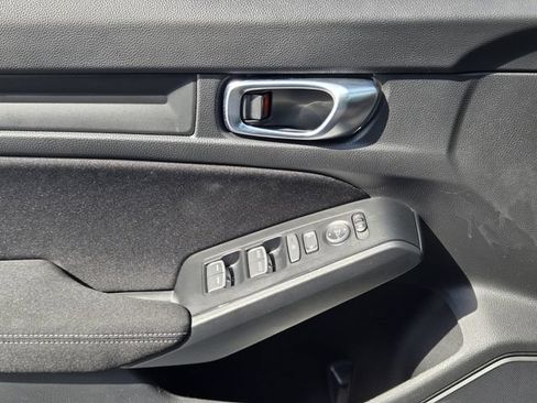 Used 2025 Honda Civic Sport image 22
