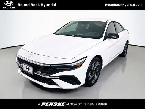 Certified 2025 Hyundai Elantra SEL FWD image 1