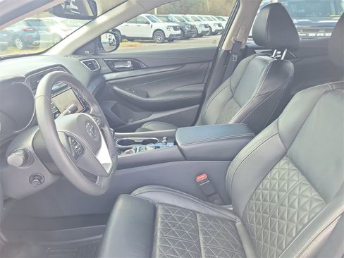 Used 2022 Nissan Maxima Platinum w/ Sport Mat Group image 16