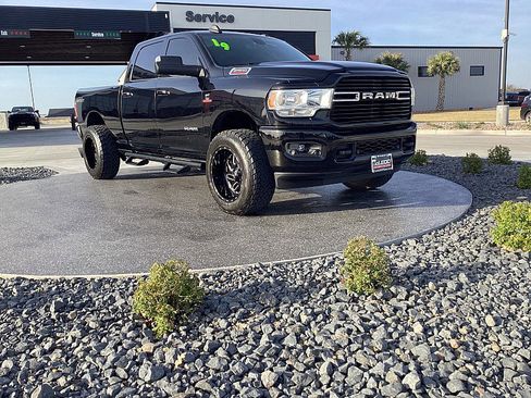 Used 2019 RAM 2500 Big Horn image 6