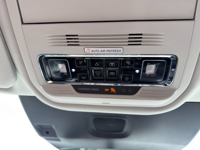 Used 2025 Lincoln Aviator Reserve w/ Jet Appearance Package AWD/4WD image 39