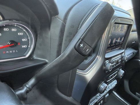 Used 2023 Chevrolet Silverado 2500 LT AWD/4WD image 19