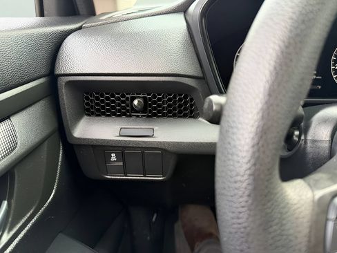 Used 2024 Honda CR-V EX image 22