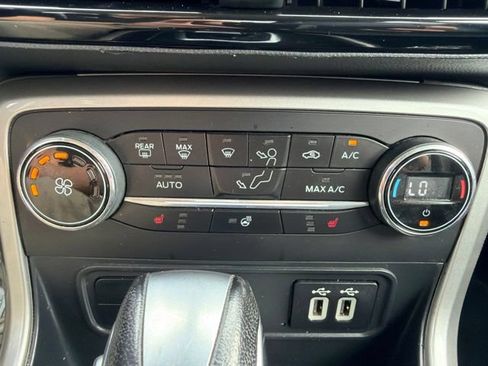 Used 2020 Ford EcoSport Titanium AWD/4WD image 30