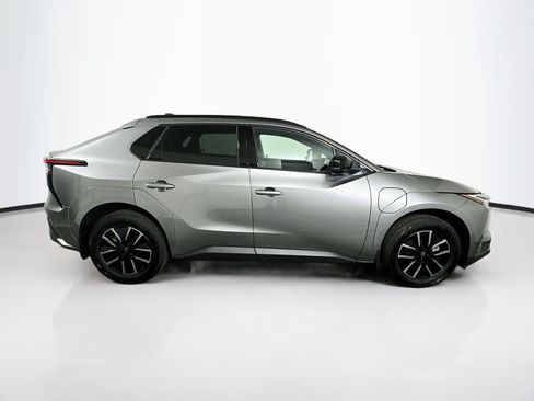 Used 2026 Toyota bZ AWD/4WD image 10